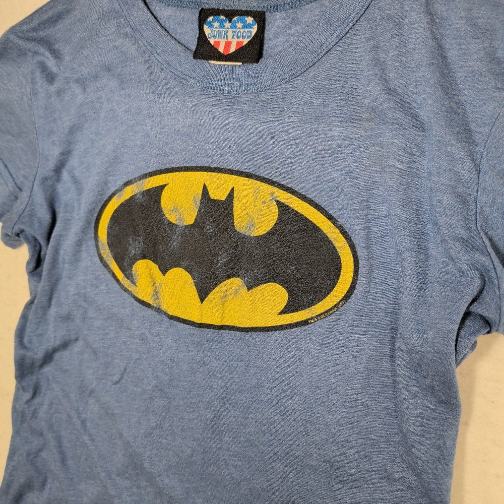 Women's Junk Food Blue Batman Short Sleeve Tee XL - Picture 2 of 8